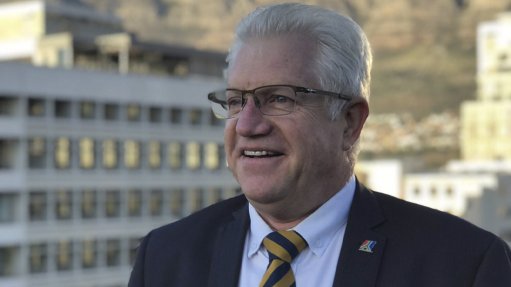 Premier Alan Winde on launch of vaccination dashboard - Vimarsana News