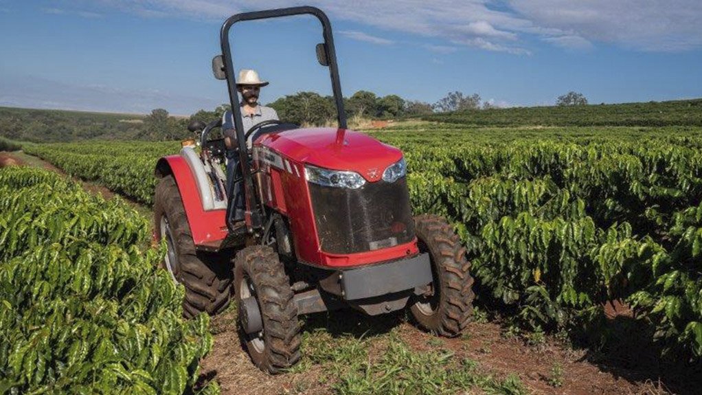 Massey Ferguson Launches The Mf 3300 Narrow Width Tractor For The Orchard And Vineyard Market 6182