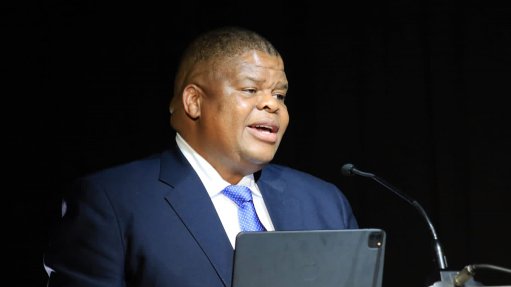 Deputy Minister Mahlobo calls for enhanced water conservation and collaborative efforts to preserve water - Vimarsana News
