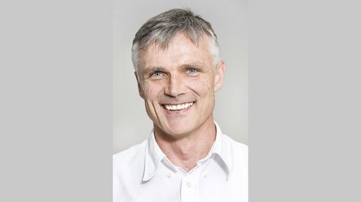 Etienne de Villiers - Vimarsana News