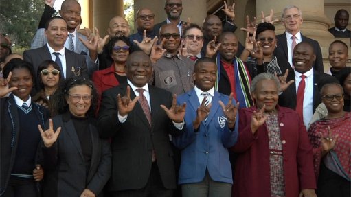 south-african-sign-language-is-now-the-country-s-12th-official-language