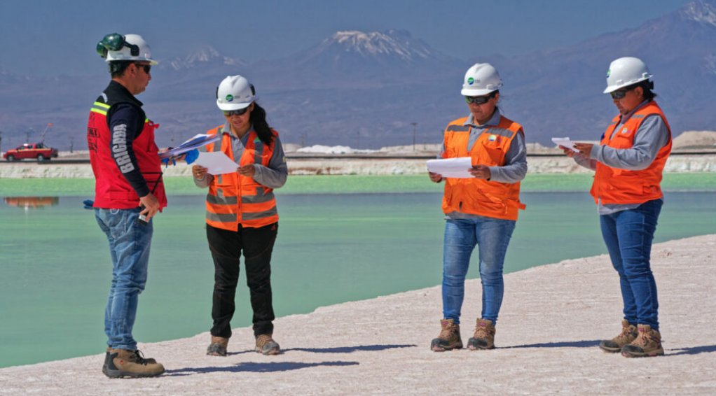 SQM swings to $870m loss as oversupply sinks prices - Vimarsana News
