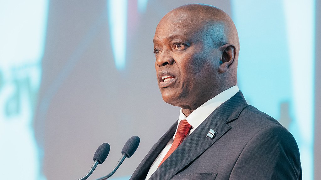 Botswana wants quick separation of De Beers from Anglo, President says - Vimarsana News
