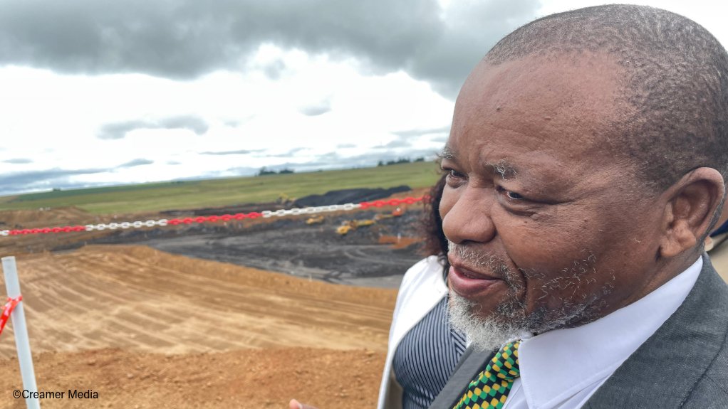 Mantashe lauds opening of Seriti's Naudesbank Colliery, insists coal mining remains critical