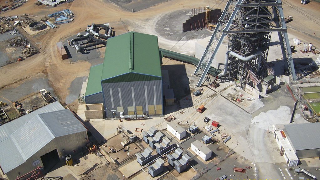 Wesizwe shares suspended over delay in publishing financials, reports