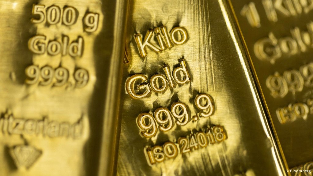 Global gold supply to rise by 1% this year, report shows