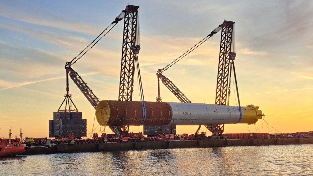 Next generation monopiles moved using time- and cost-effective new tech