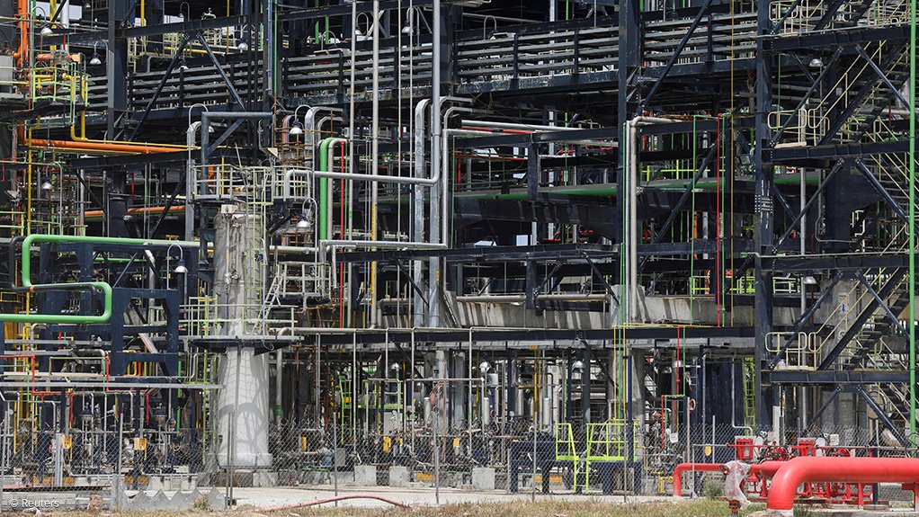 Dangote signs $400m equipment deal with China's XCMG to speed up refinery expansion