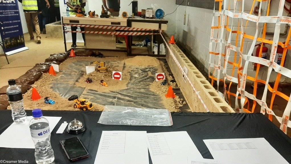 Comodex hosts Mine Mentor skills competition at UJ’s mock mine 