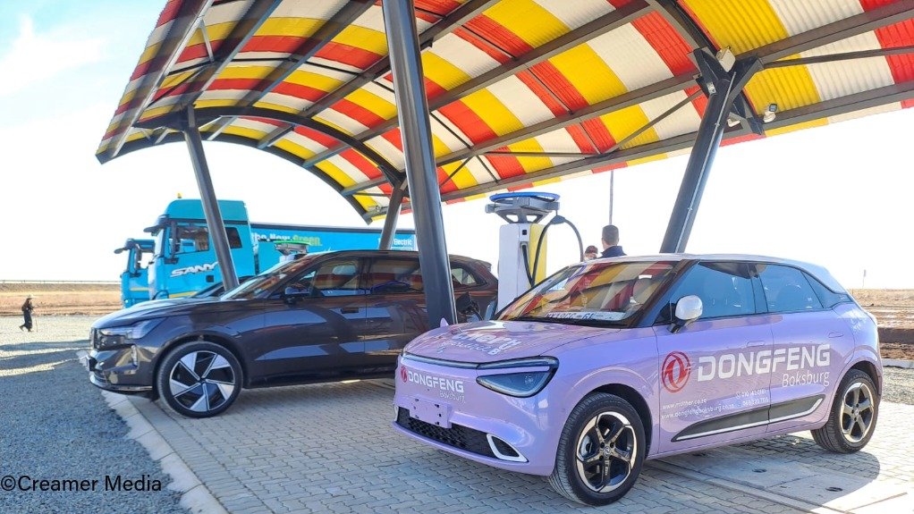 CHARGE launches South Africa’s first off-grid EV charging network on the N3 corridor