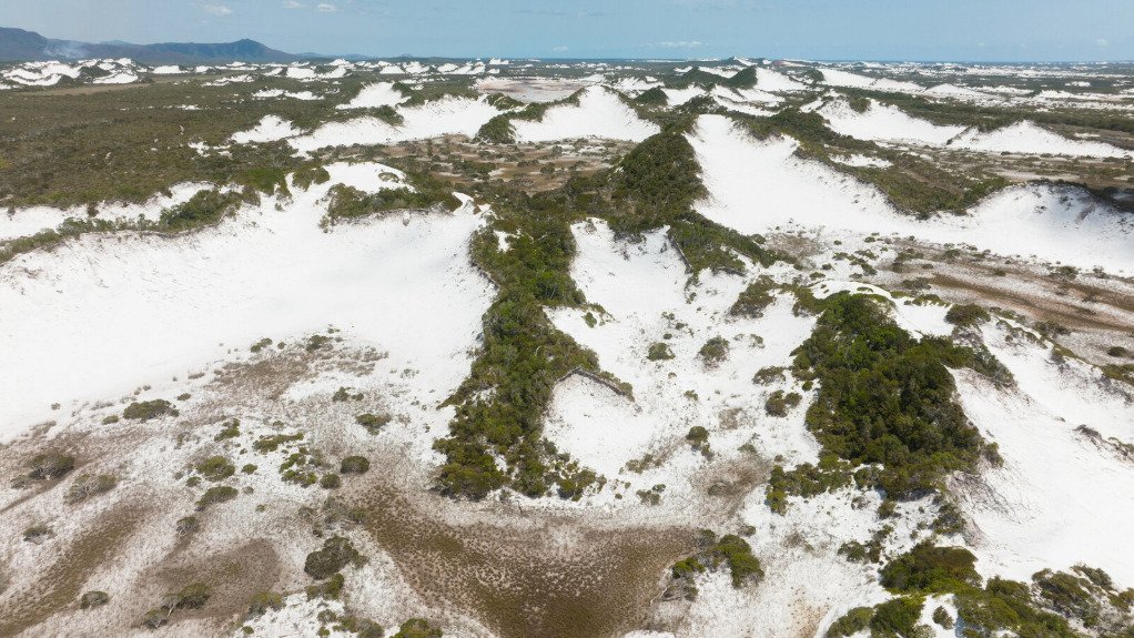 Canadian silica, gold explorer Argyle announces two offerings to raise $1.2m
