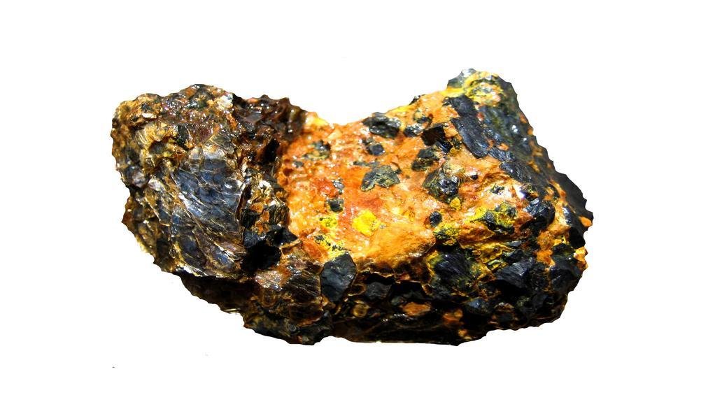 Premier American Uranium sells non-core Colorado assets to DISA, gains DISA as shareholder